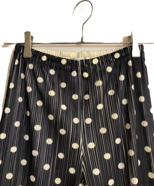 PLEATS PLEASE（プリーツプリーズ）PLEATS PLEASE (プリーツプリーズ) ドット柄プリーツパンツ ブラック サイズ:1の古着・服飾アイテム
