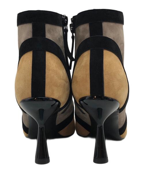 PIERRE HARDY（ピエールアルディ）PIERRE HARDY (ピエールアルディ) ゴートレザーパッチワークヒールブーツ ブラック サイズ:36.5 未使用品の古着・服飾アイテム