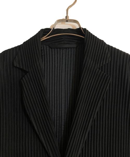 HOMME PLISSE ISSEY MIYAKE（オム プリッセ イッセイ ミヤケ）HOMME PLISSE ISSEY MIYAKE (オム プリッセ イッセイ ミヤケ) プリーツテーラードジャケット ブラック サイズ:2の古着・服飾アイテム