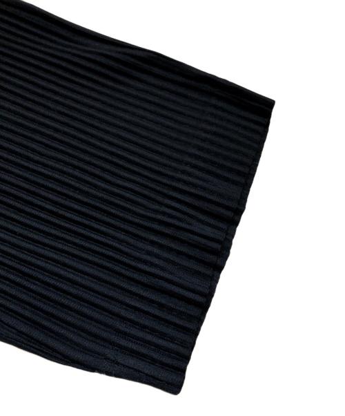 HOMME PLISSE ISSEY MIYAKE（オム プリッセ イッセイ ミヤケ）HOMME PLISSE ISSEY MIYAKE (オム プリッセ イッセイ ミヤケ) プリーツストレートパンツ ブラック サイズ:1の古着・服飾アイテム