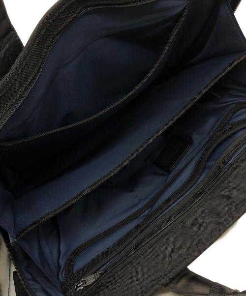 TUMI（トゥミ）TUMI (トゥミ) オーガナイザー・ポートフォリオ・ブリーフ ブラックの古着・服飾アイテム