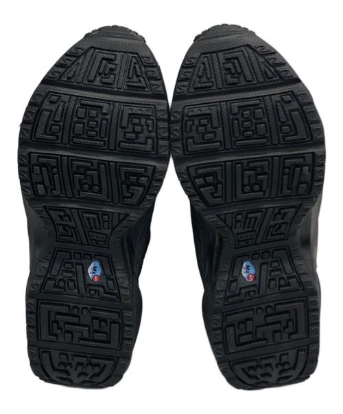 NIKE（ナイキ）NIKE (ナイキ) Nike W Air Max SNDR GTX HYPER CRIMSON/ナイキエアマックスゴアテックスハイパークリムゾン ブラック サイズ:23cm 未使用品の古着・服飾アイテム