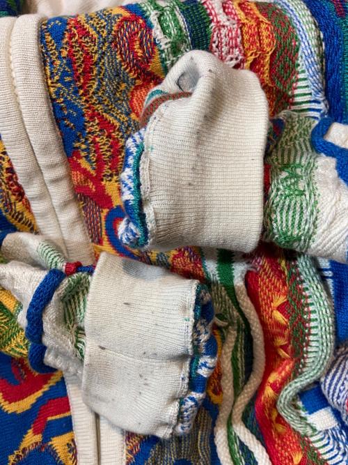 Coogi（クージー）COOGI (クージー) コラージュニットジップパーカー マルチカラー サイズ:Lの古着・服飾アイテム
