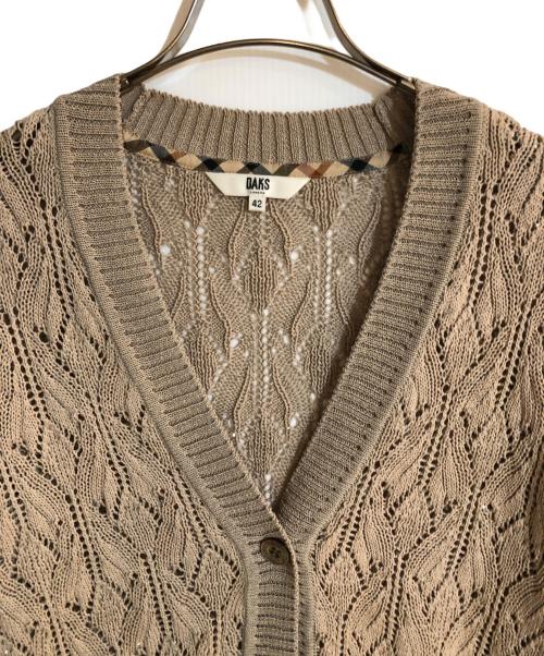 DAKS（ダックス）DAKS (ダックス) クロシェニットスパンコールカーディガン ブラウン サイズ:Ｌの古着・服飾アイテム