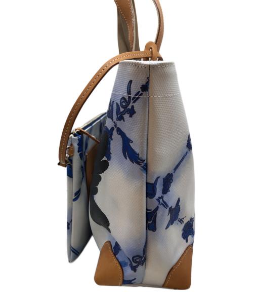 Vivienne Westwood（ヴィヴィアンウエストウッド）Vivienne Westwood (ヴィヴィアンウエストウッド) バードプリントトートバッグ ブルーの古着・服飾アイテム