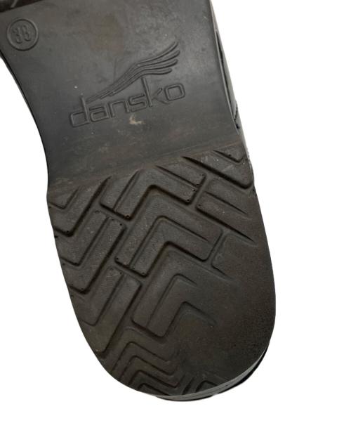 dansko（ダンスコ）Dansko (ダンスコ) CONVERTION CHART/カンバージョン・チャート ブラック サイズ:38の古着・服飾アイテム