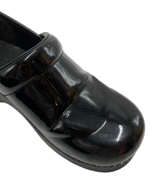 dansko（ダンスコ）Dansko (ダンスコ) CONVERTION CHART/カンバージョン・チャート ブラック サイズ:38の古着・服飾アイテム