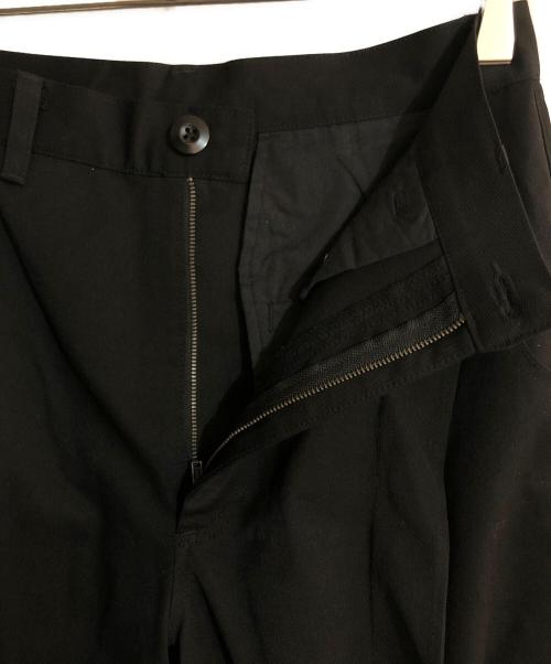 Knuth Marf（クヌースマーフ）knuth marf (クヌースマーフ) slit deformed pants ブラック サイズ:Sの古着・服飾アイテム