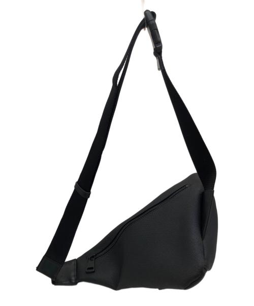 MONCLER（モンクレール）MONCLER (モンクレール) NAKOA TRIANGLE/ナコアトライアングル ブラックの古着・服飾アイテム