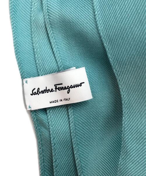 Salvatore Ferragamo（サルヴァトーレ フェラガモ）Salvatore Ferragamo (サルヴァトーレ フェラガモ) ガンチーニロゴプリントストール グリーンの古着・服飾アイテム