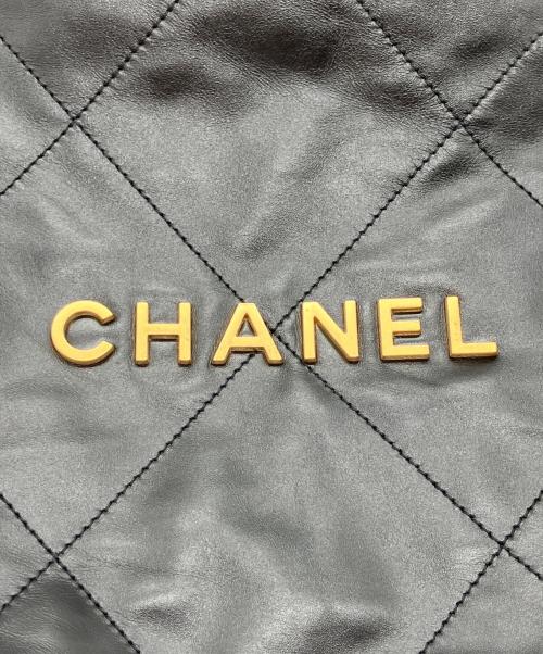 CHANEL（シャネル）CHANEL (シャネル) シャネル22 シャイニーカーフスキン チェーンストラップバックパック ブラックの古着・服飾アイテム