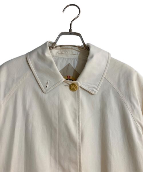 Burberry's（バーバリー）Burberry's (バーバリー) 金釦ステンカラーコート ホワイト サイズ:SIZE 7ARの古着・服飾アイテム