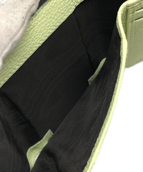 GUCCI（グッチ）GUCCI (グッチ) エンボスロゴミニウォレット グリーンの古着・服飾アイテム