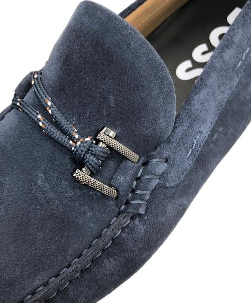 BOSS（ボス）BOSS (ボス) コード＆メタルディテール スエード ドライビングシューズ ネイビー サイズ:UK10の古着・服飾アイテム