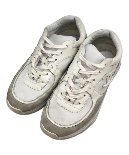 CHANEL（シャネル）CHANEL (シャネル) ココマークトレーナーズスニーカー ホワイト サイズ:41の古着・服飾アイテム