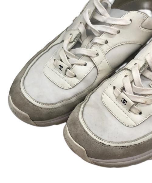 CHANEL（シャネル）CHANEL (シャネル) ココマークトレーナーズスニーカー ホワイト サイズ:41の古着・服飾アイテム