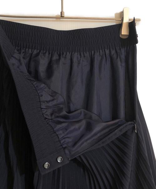 HYKE（ハイク）HYKE (ハイク) TAFFETA PLEATED SKIRT/タフタプリーツスカート ネイビー サイズ:Sの古着・服飾アイテム