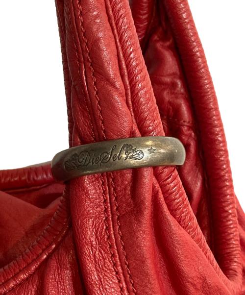 DIESEL（ディーゼル）DIESEL (ディーゼル) アーカイブレザーショルダーバッグ レッドの古着・服飾アイテム