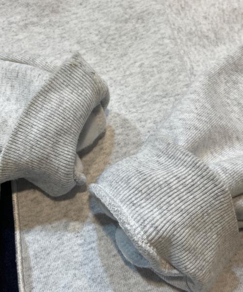 FREAK'S STORE（フリークスストア）FREAK'S STORE (フリークスストア) SAW コラボクルーネックスウェット グレー サイズ:Mの古着・服飾アイテム