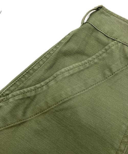 12closet（トゥエルブクローゼット）12closet (トゥエルブクローゼット) 【洗える】カーヴィパンツ グリーン サイズ:36の古着・服飾アイテム