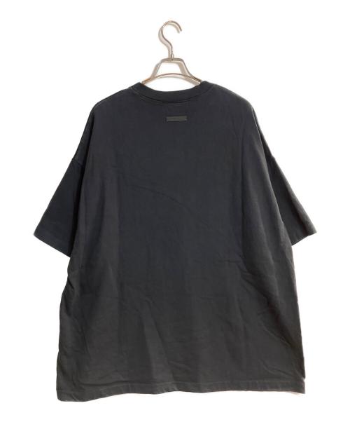 FOG ESSENTIALS（フィアオブゴッド エッセンシャル）FOG ESSENTIALS (フィアオブゴッド エッセンシャル) HEAVY CREWNECK TEE/ヘビーウェイトクルーネックTシャツ  ブラック サイズ:Mの古着・服飾アイテム
