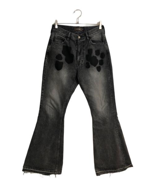 masu（エムエーエスユー）MASU (エムエーエスユー) EMBLEM BELL-BUTTOM JEANS/エンブレムベルボトムジーンズ グレー サイズ:46の古着・服飾アイテム