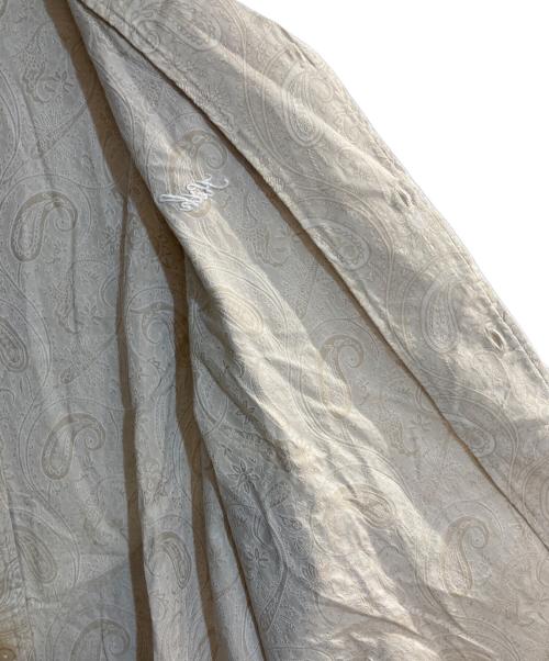 KITH（キス）KITH (キス) Paisley Jacquard Thompson Camp Collar Shirt／ペイズリー ジャッカード トンプソン キャンプ カラー シャツ ベージュ サイズ:Ｌの古着・服飾アイテム