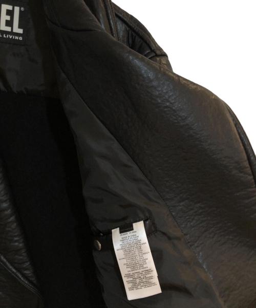 DIESEL（ディーゼル）DIESEL (ディーゼル) J-REGO フェイクレザーダブルライダースジャケット ブラック サイズ:ｌの古着・服飾アイテム