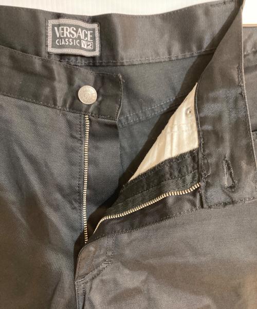 VERSACE V2 CLASSIC（ヴェルサーチ クラシック V2）VERSACE V2 CLASSIC (ヴェルサーチ クラシック V2) ナイロンテーパードパンツ ブラック サイズ:W31の古着・服飾アイテム