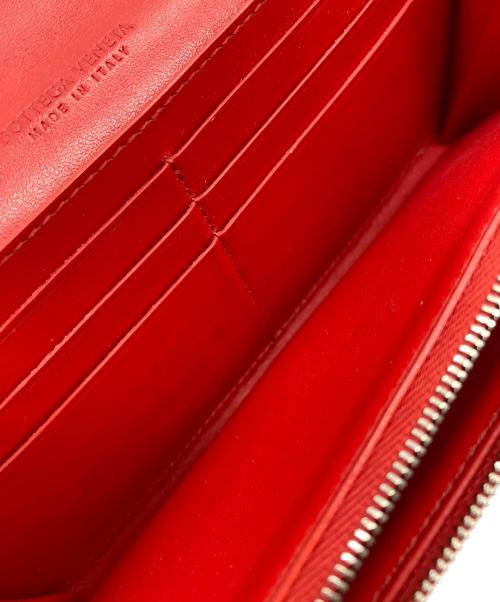 BOTTEGA VENETA（ボッテガベネタ）BOTTEGA VENETA (ボッテガベネタ) マキシイントレチャートウォレット レッドの古着・服飾アイテム