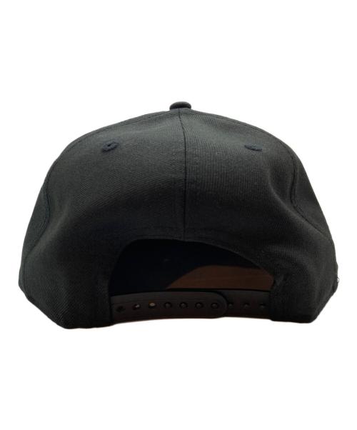 New Era（ニューエラ）New Era (ニューエラ) MR.BROTHERS CUT CLUB (ミスターブラザーズカットクラブ) スナップバックベースボールキャップ ブラック サイズ:不明の古着・服飾アイテム
