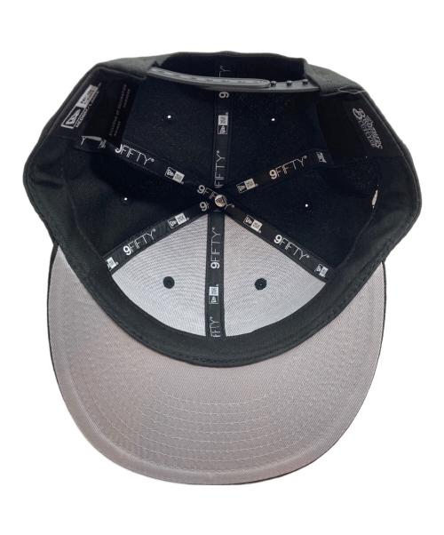 New Era（ニューエラ）New Era (ニューエラ) MR.BROTHERS CUT CLUB (ミスターブラザーズカットクラブ) スナップバックベースボールキャップ ブラック サイズ:不明の古着・服飾アイテム