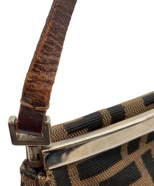 FENDI（フェンディ）FENDI (フェンディ) ズッカ柄ワンショルダーバッグ ブラウンの古着・服飾アイテム