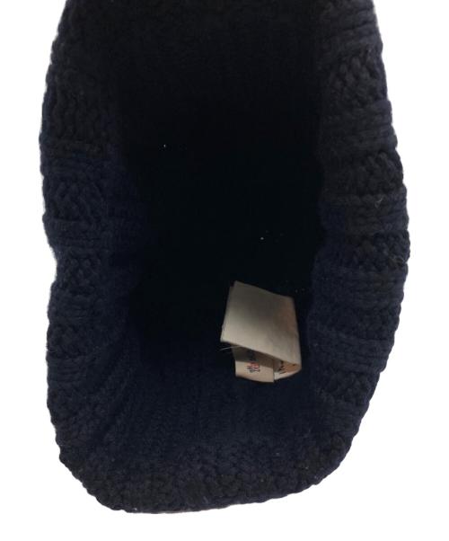 MONCLER（モンクレール）MONCLER (モンクレール) ロゴワッペンニット帽 ネイビーの古着・服飾アイテム