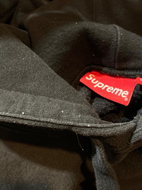 SUPREME（シュプリーム）Supreme (シュプリーム) スモールボックスロゴパーカー ブラック サイズ:Ｌの古着・服飾アイテム