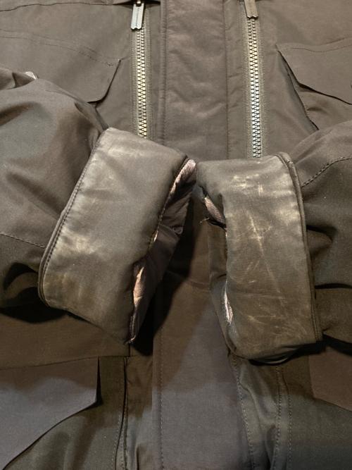 WHITE MOUNTAINEERING（ホワイトマウンテ二アニング）WHITE MOUNTAINEERING (ホワイトマウンテ二アニング) 21AW ゴアテックス ダウンジャケット ブラック サイズ:3の古着・服飾アイテム