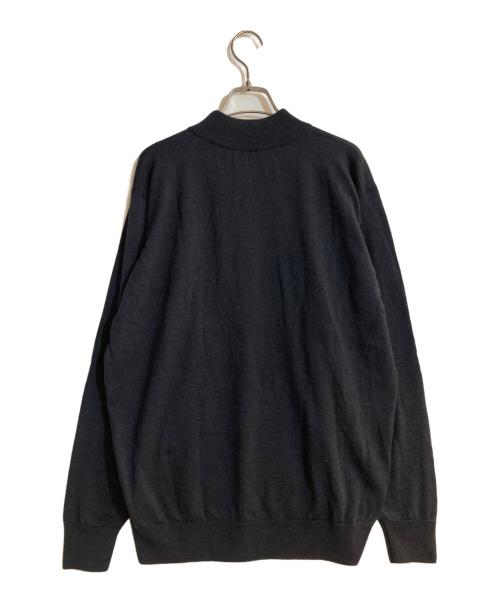 JOHN SMEDLEY（ジョンスメドレー）JOHN SMEDLEY (ジョンスメドレー) エクストラファインメリノウール 24ゲージ モックネック ニット ヘプバーンスモーク サイズ:Ｌ 未使用品の古着・服飾アイテム