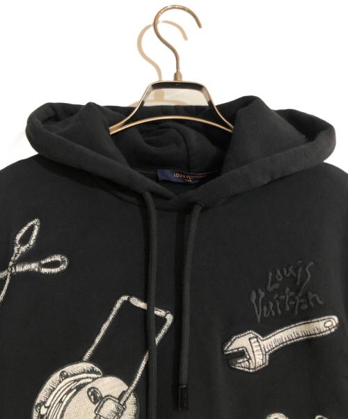 LOUIS VUITTON（ルイ ヴィトン）LOUIS VUITTON (ルイ ヴィトン) マルチツールエンブロイダードパーカー ブラック サイズ:Mの古着・服飾アイテム