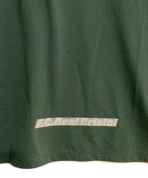F.C.R.B.（エフシーレアルブリストル）F.C.R.B. (エフシーレアルブリストル) TECH S/S TRAIL TOP グリーン サイズ:Sの古着・服飾アイテム