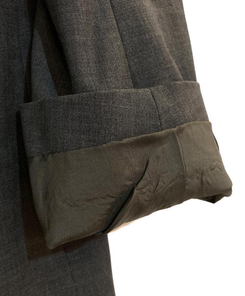 ARMANI COLLEZIONI（アルマーニ コレツィオーニ）ARMANI COLLEZIONI (アルマーニ コレツィオーニ) セットアップスーツ グレー サイズ:46Rの古着・服飾アイテム