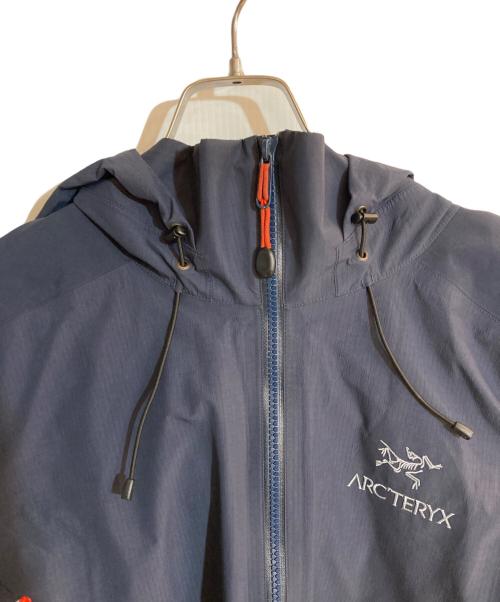ARC'TERYX（アークテリクス）ARC'TERYX (アークテリクス) THETA AR JACKET ネイビー サイズ:XLの古着・服飾アイテム