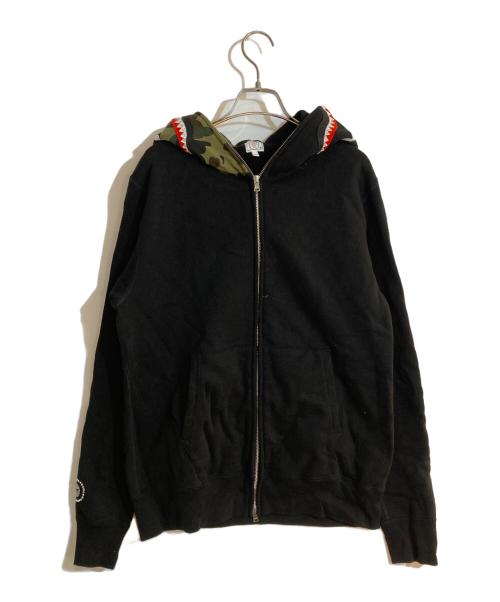 A BATHING APE（ア ベイシング エイプ）A BATHING APE (ア ベイシング エイプ) 1st Camo Shark Full Zip Hoodie ブラック サイズ:Ｍの古着・服飾アイテム
