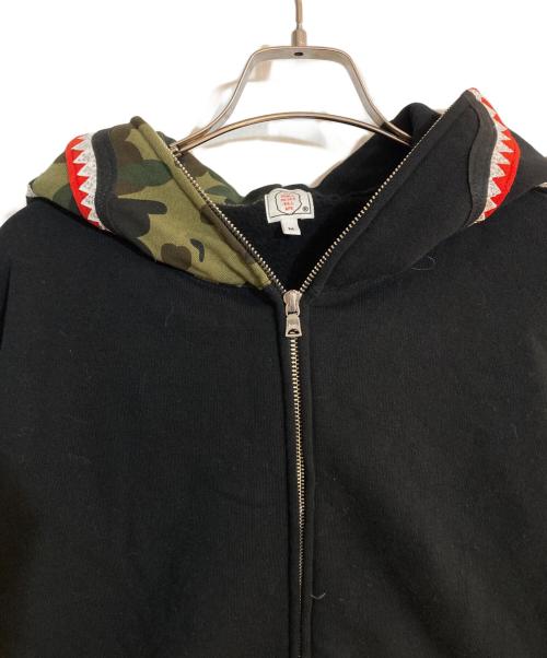 A BATHING APE（ア ベイシング エイプ）A BATHING APE (ア ベイシング エイプ) 1st Camo Shark Full Zip Hoodie ブラック サイズ:Ｍの古着・服飾アイテム