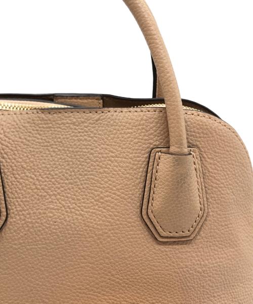 MICHAEL KORS（マイケル・コース）MICHAEL KORS (マイケル・コース) ドームサッチェル2WAYショルダーバッグ ベージュの古着・服飾アイテム