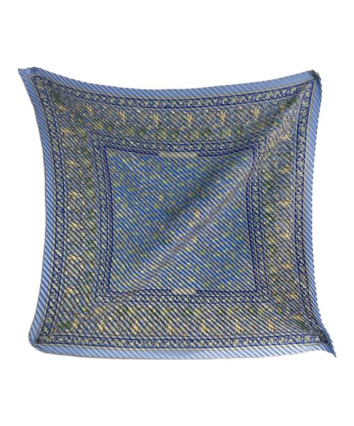 HERMES（エルメス）HERMES (エルメス) プリーツカレ90 CHASSE EN INDE ブルーの古着・服飾アイテム