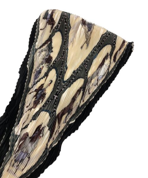 HERMES（エルメス）HERMES (エルメス) プリーツカレ90 Chevaux arabe ベージュの古着・服飾アイテム