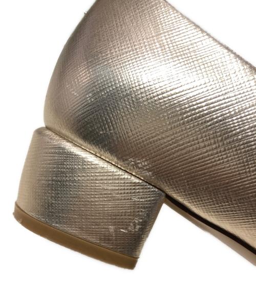 Salvatore Ferragamo（サルヴァトーレ フェラガモ）Salvatore Ferragamo (サルヴァトーレ フェラガモ) チャンキーヒールヴァラリボンパンプス ゴールド×シルバー サイズ:4Dの古着・服飾アイテム