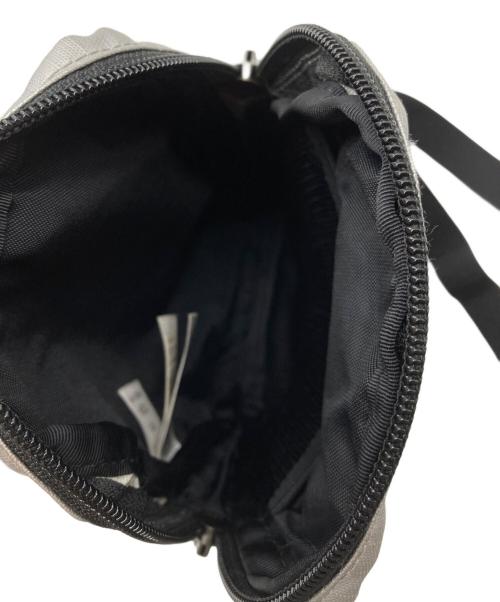 THE NORTH FACE（ザ ノース フェイス）THE NORTH FACE (ザ ノース フェイス) SUPREME (シュプリーム) 18SS Metallic Shoulder Bag シルバーの古着・服飾アイテム