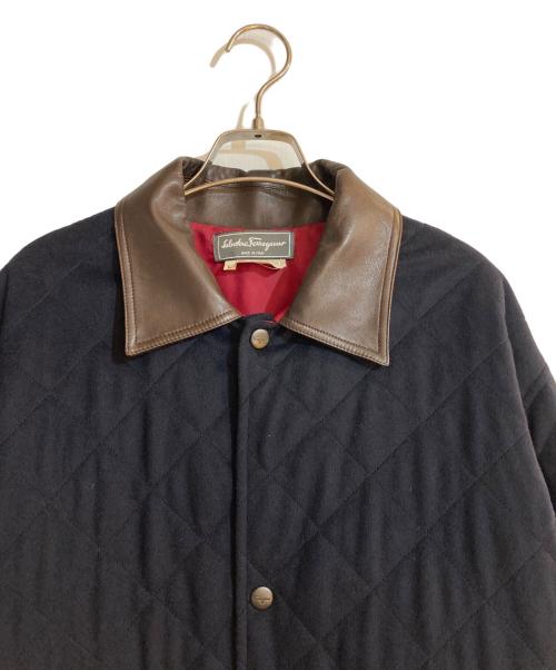 Salvatore Ferragamo（サルヴァトーレ フェラガモ）Salvatore Ferragamo (サルヴァトーレ フェラガモ) カシミヤ混襟レザーキルティングジャケット ブラック サイズ:Ｌの古着・服飾アイテム