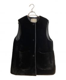 theory luxe（セオリーリュクス）の古着「Mauv Shearling Luona Vest」｜ブラック